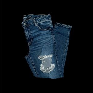 American Eagle Outfitters Women's Blue Distressed Jeans